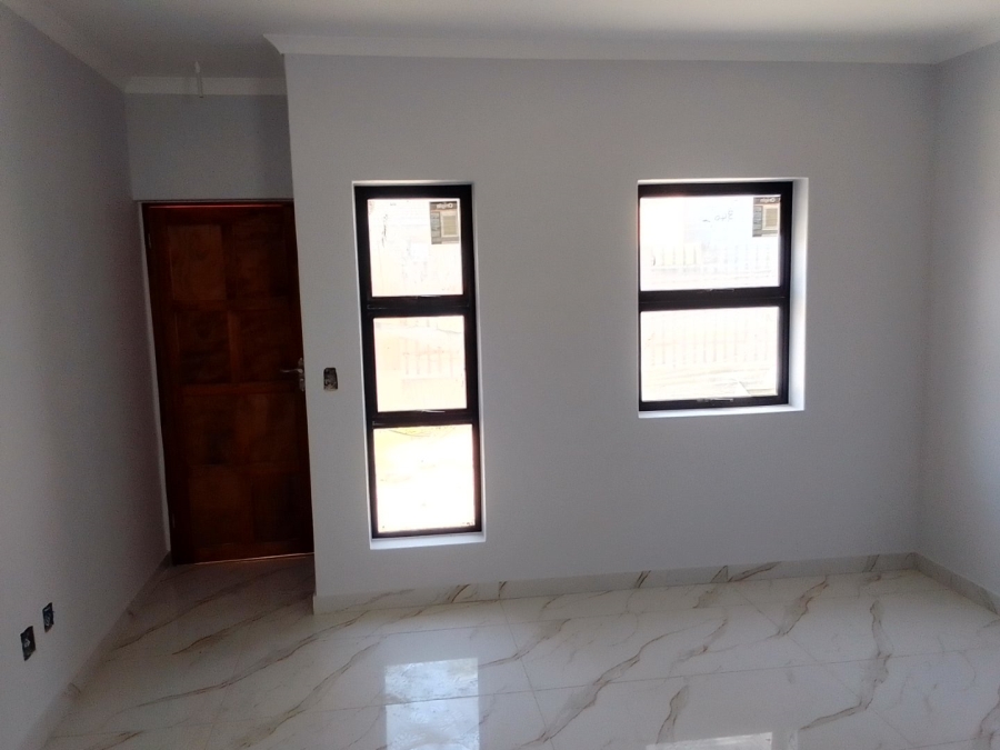 2 Bedroom Property for Sale in Ruyterwacht Western Cape